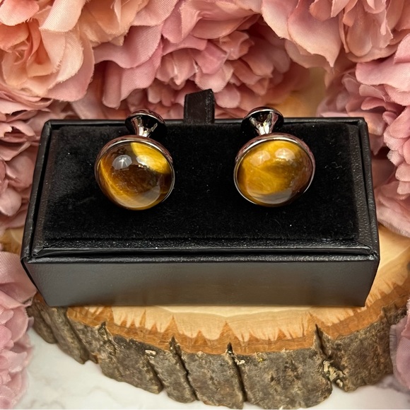 Elegant Round Brown & Gold Striped Tiger’s Eye Cufflinks - Picture 15 of 17